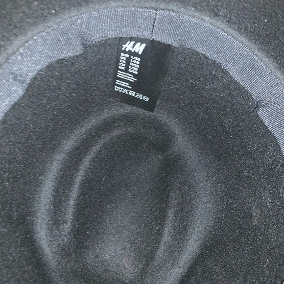 Black H&M hat - Picture 4 of 4